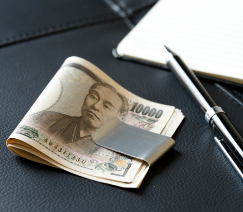 現金