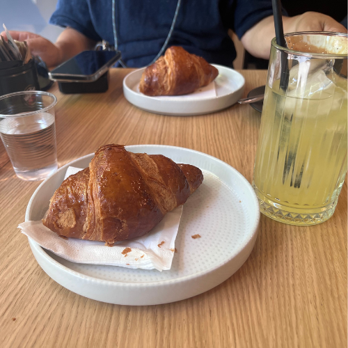 クロワッサン、レモネード